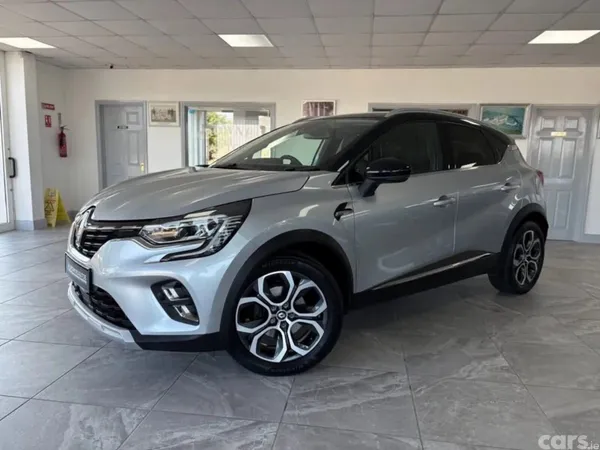 Renault Captur Hatchback, Petrol Hybrid, 2023, Grey