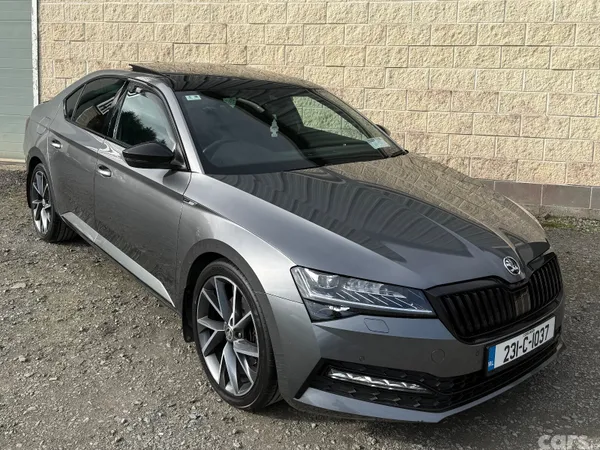 Skoda Superb Saloon, Diesel, 2023, Grey
