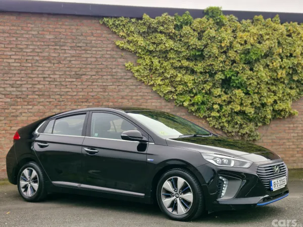 Hyundai IONIQ Hatchback, Petrol Plug-in Hybrid, 2018, Black