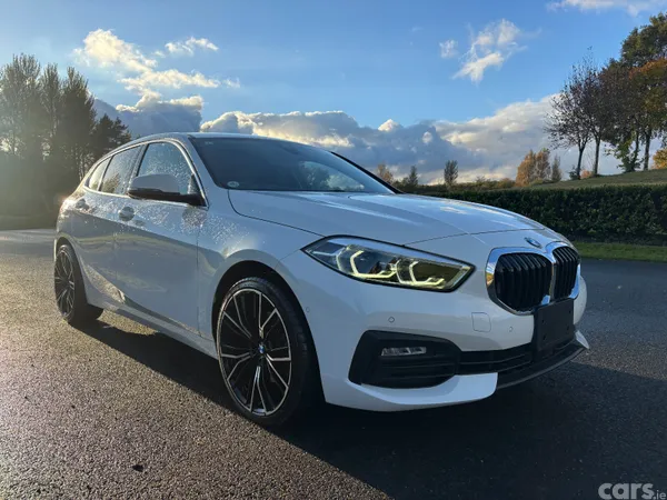 BMW 1-Series Hatchback, Diesel, 2022, White