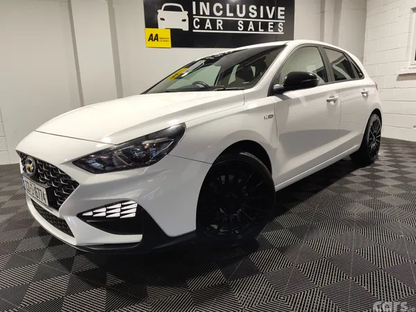 Hyundai i30 Hatchback, Petrol, 2022, White