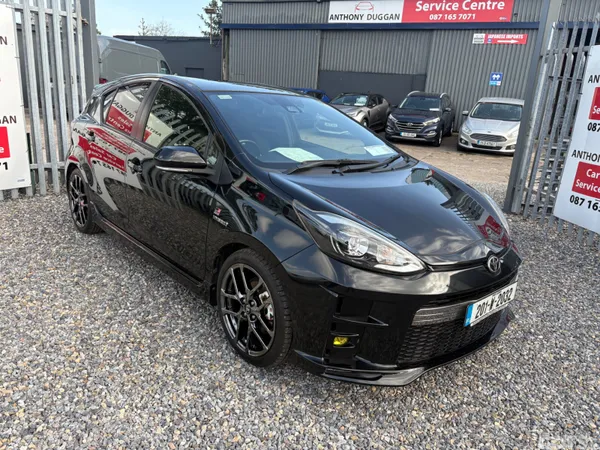 Toyota Aqua Hatchback, Petrol Hybrid, 2020, Black