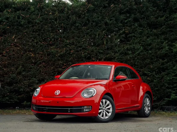 Volkswagen Beetle Coupe, Petrol, 2015, Red