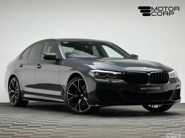 BMW 5-Series Saloon, Petrol Plug-in Hybrid, 2021, Grey