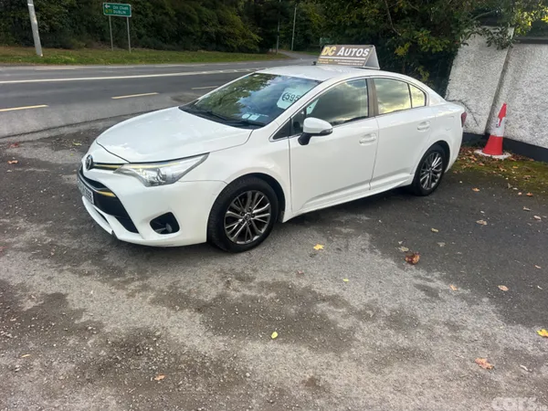 Toyota Avensis Saloon, Diesel, 2017, White