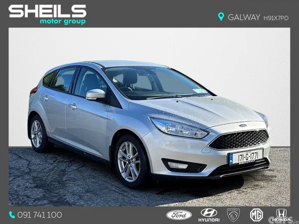 Ford Focus Hatchback, Petrol, 2017, Grey