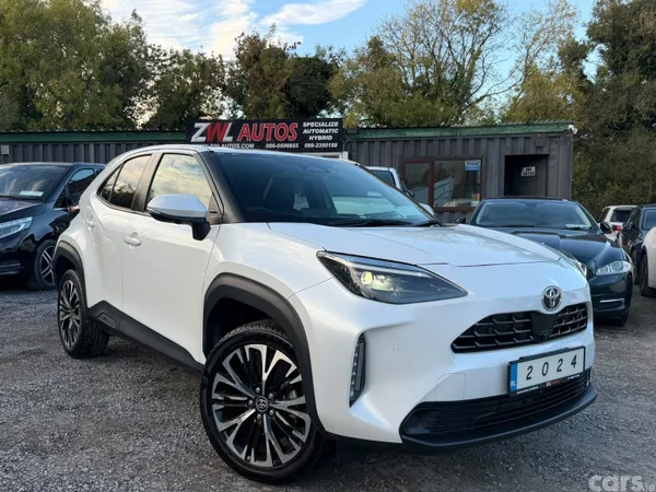 Toyota Yaris Cross MPV, Petrol Hybrid, 2024, White
