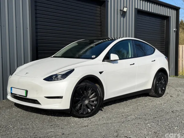 Tesla Model Y SUV, Electric, 2023, White