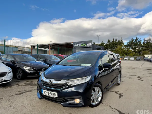 Honda Shuttle MPV, Petrol Hybrid, 2016, Black