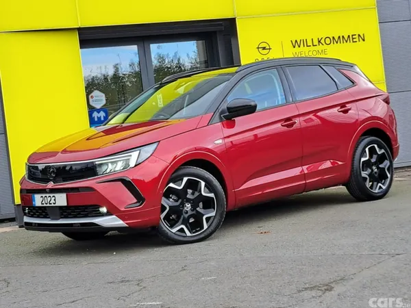 Opel Grandland Hatchback, Diesel, 2023, Red