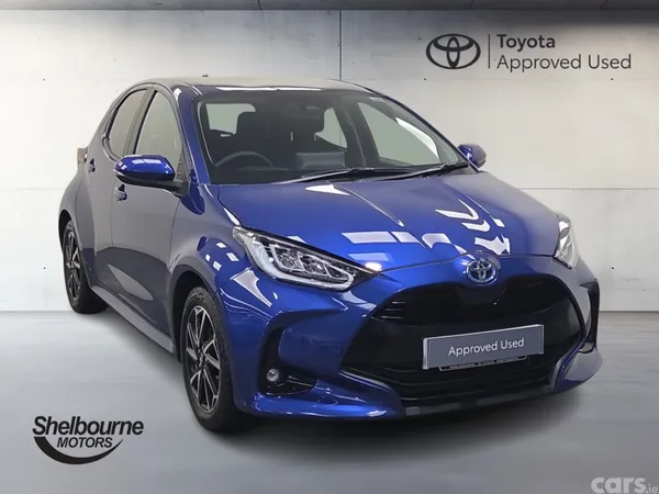 Toyota Yaris Hatchback, Petrol Hybrid, 2023, Blue