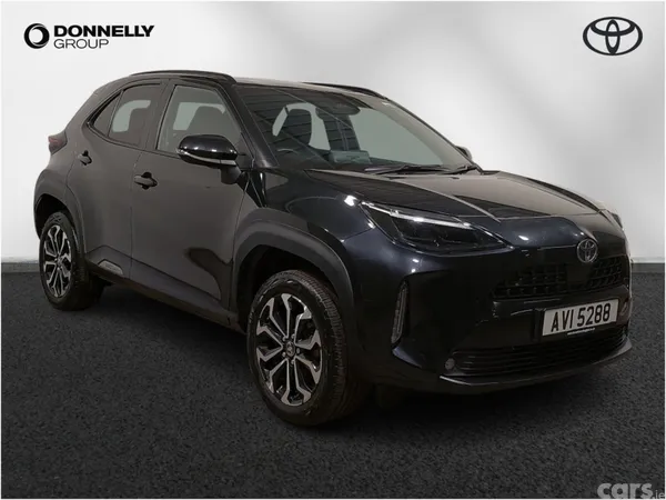 Toyota Yaris Cross Estate, Petrol Hybrid, 2024, Black