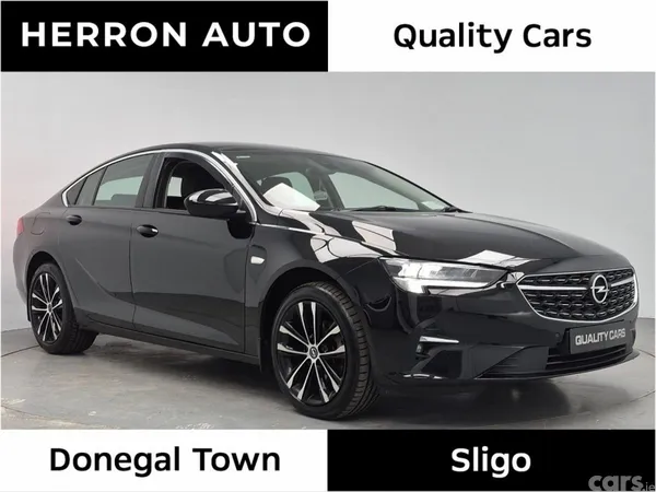 Opel Insignia Hatchback, Diesel, 2022, Black
