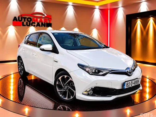Toyota Auris Hatchback, Petrol Hybrid, 2016, White