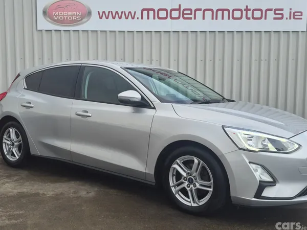 Ford Focus Hatchback, Diesel, 2019, Silver