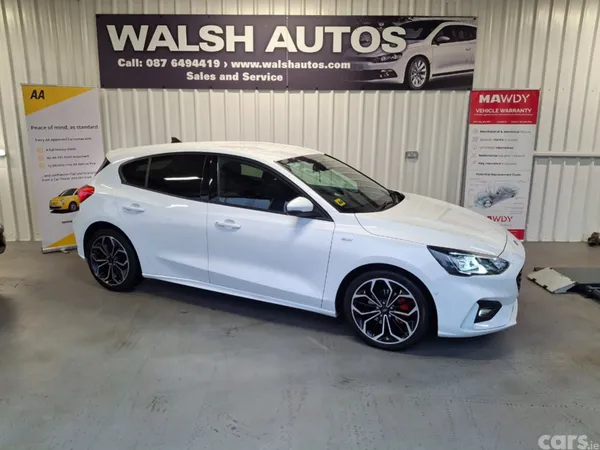 Ford Focus Hatchback, Petrol, 2022, White