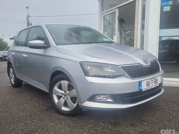 Skoda Fabia Hatchback, Petrol, 2016, Silver