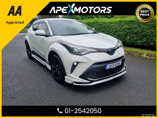 Toyota C-HR SUV, Petrol Hybrid, 2021, White