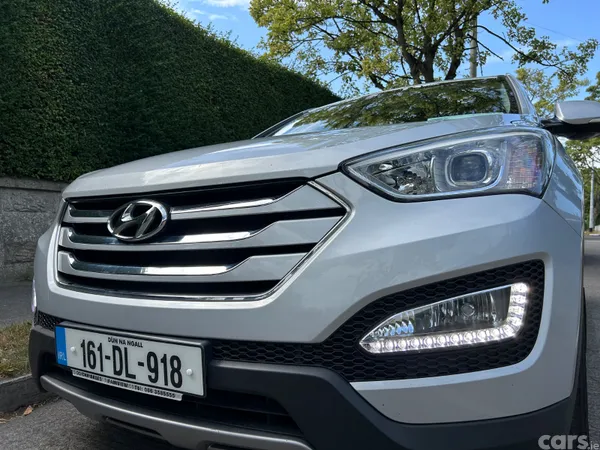 Hyundai Santa Fe SUV, Diesel, 2016, Silver