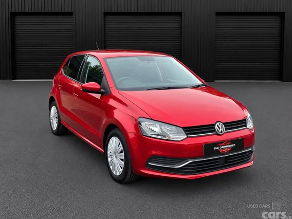 Volkswagen Polo , Petrol, 2014, 