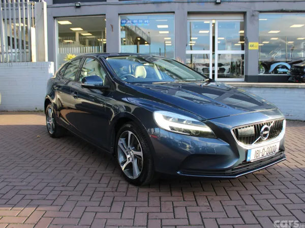 Volvo V40 Hatchback, Petrol, 2018, Grey
