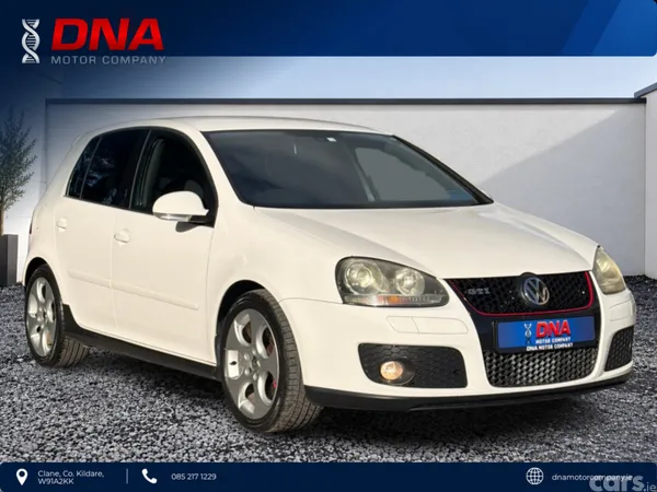 Volkswagen Golf Hatchback, Petrol, 2008, White