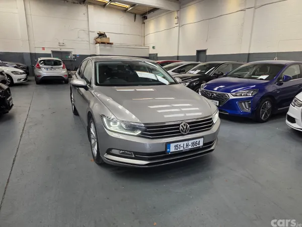 Volkswagen Passat Saloon, Diesel, 2015, Silver