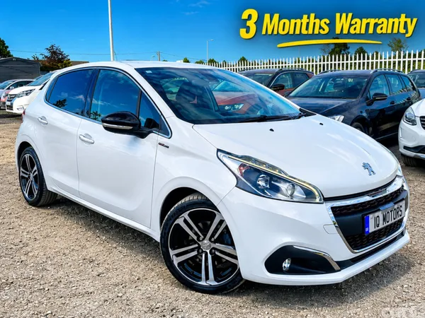 Peugeot 208 Hatchback, Petrol, 2017, White