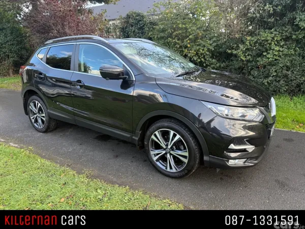 Nissan Qashqai MPV, Diesel, 2019, Black