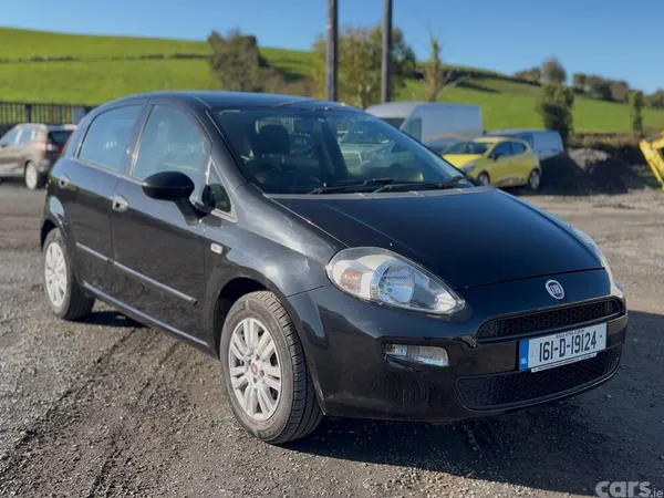 Fiat Punto Hatchback, Petrol, 2016, Black