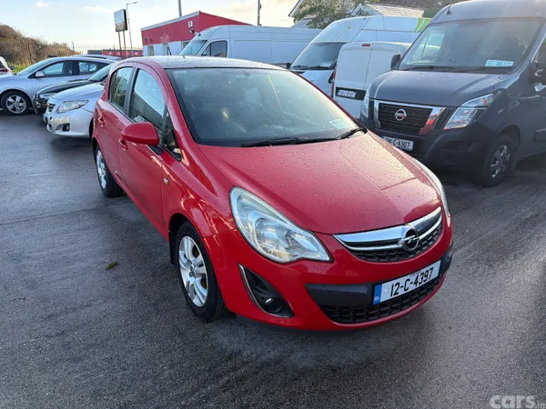 Opel Corsa Hatchback, Petrol, 2012, Red