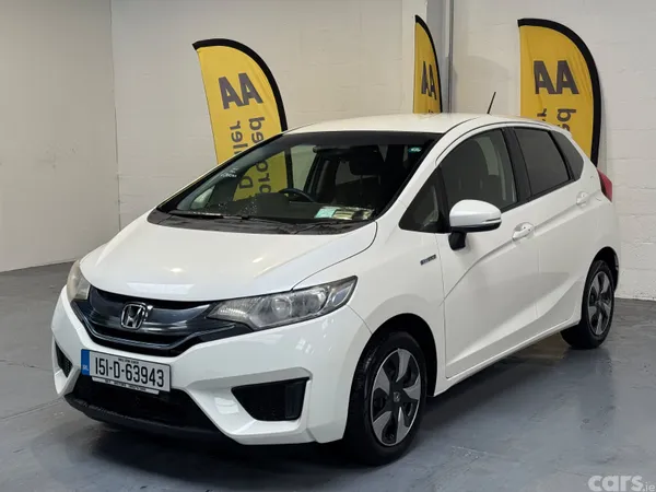 Honda Fit Hatchback, Petrol Hybrid, 2015, White