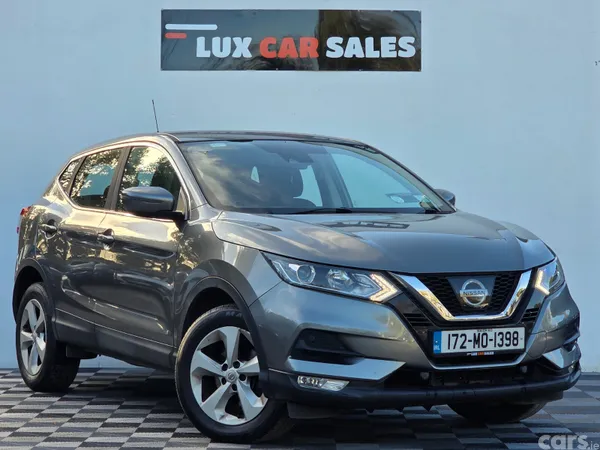 Nissan Qashqai SUV, Diesel, 2017, Grey