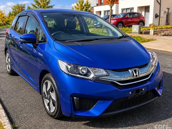 Honda Fit Hatchback, Petrol Hybrid, 2014, Blue