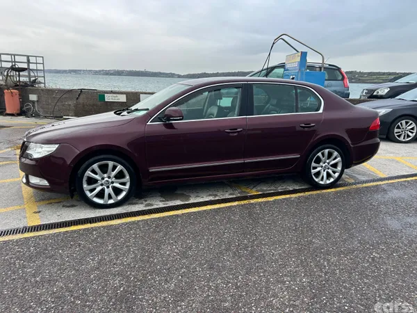 Skoda Superb Saloon, Diesel, 2012, Red