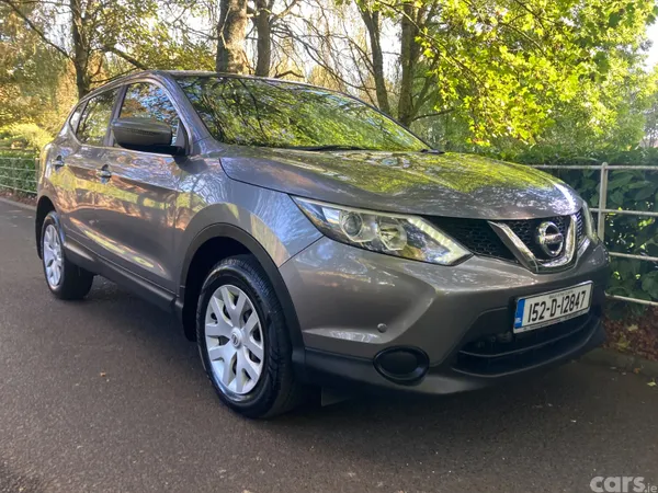 Nissan Qashqai Hatchback, Petrol, 2015, Grey