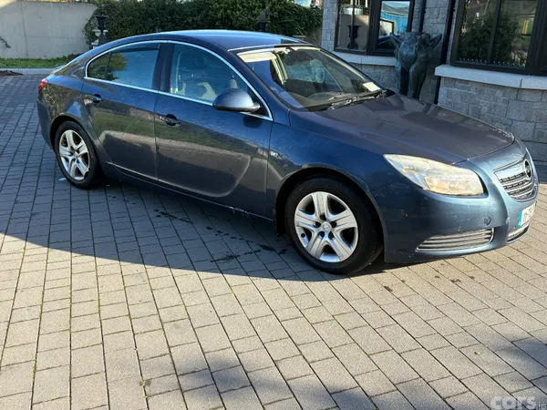 Vauxhall Insignia Hatchback, Diesel, 2011, Blue