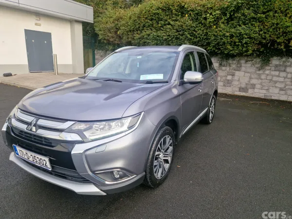 Mitsubishi Outlander SUV, Diesel, 2017, Grey