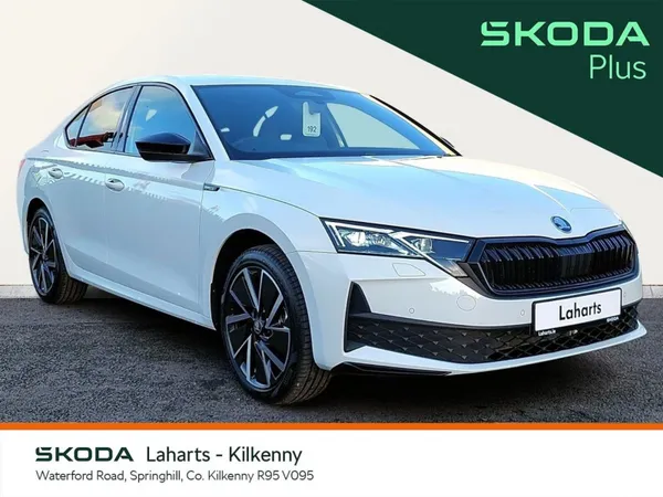 Skoda Octavia Saloon, Diesel, 2026, White