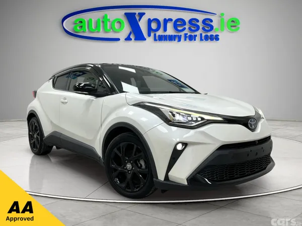 Toyota C-HR SUV, Petrol Hybrid, 2021, White