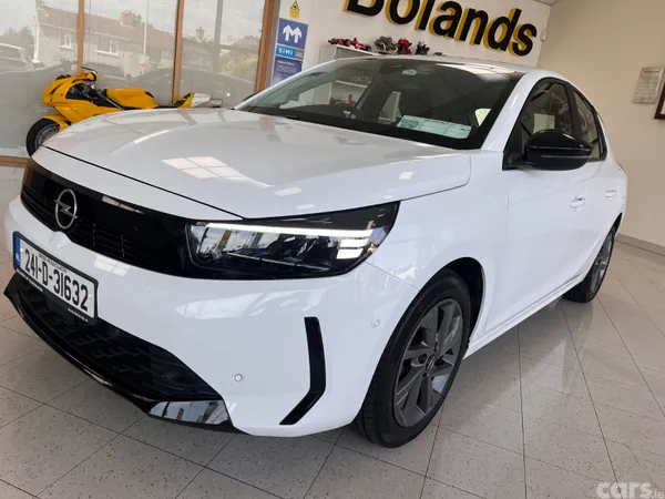 Opel Corsa Hatchback, Petrol, 2024, White