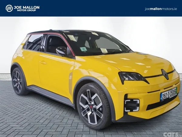 Renault 5 Hatchback, Electric, 2026, Yellow