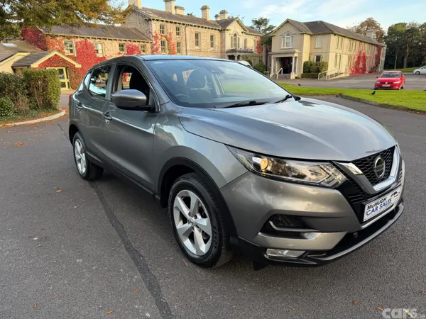 Nissan Qashqai Hatchback, Diesel, 2018, Grey