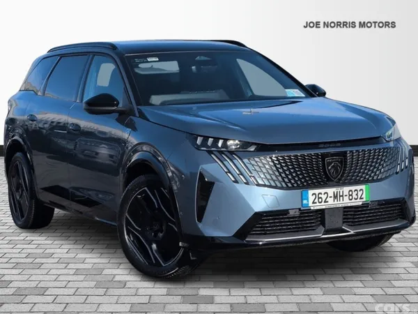 Peugeot 5008 MPV, Electric, 2026, Blue