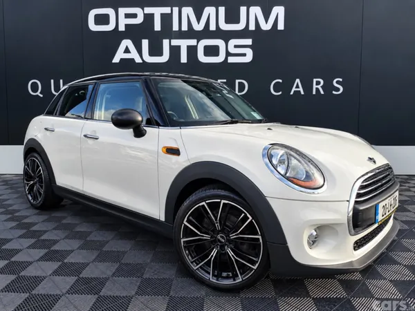 Mini Cooper Hatchback, Petrol, 2015, White