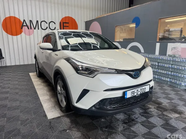 Toyota C-HR SUV, Petrol, 2019, White