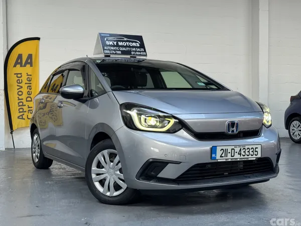 Honda Fit Hatchback, Petrol Hybrid, 2021, Silver