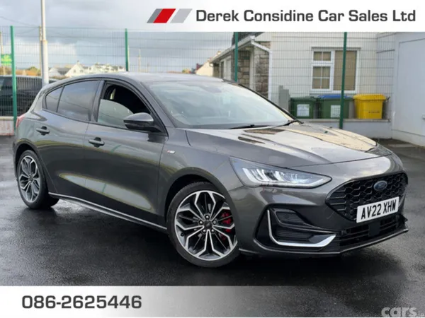 Ford Focus Hatchback, Diesel, 2022, Grey