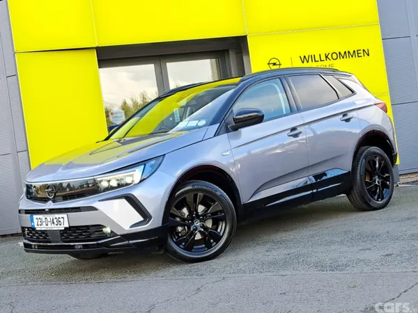 Opel Grandland SUV, Diesel, 2023, Grey