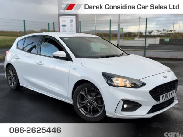 Ford Focus Hatchback, Diesel, 2019, White